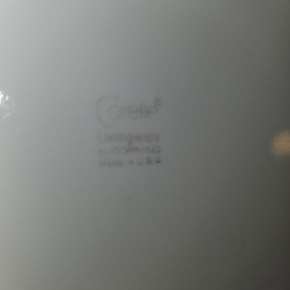 1970s Corelle Winter White Frost Dinner Plates 10" set of 3 - Picture 4 of 4